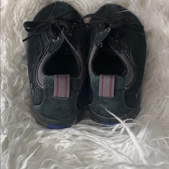 5 for 20 KEDS Black Suede arch support sneakers EUC - Picture 5 of 7